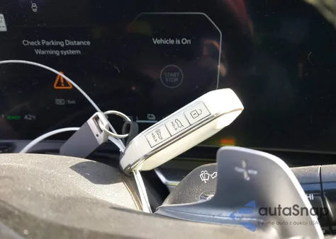 2025 Kia Carnival Mpv Hybrid Sx from USA, damaged, VIN KNDNE5KA5S6044277